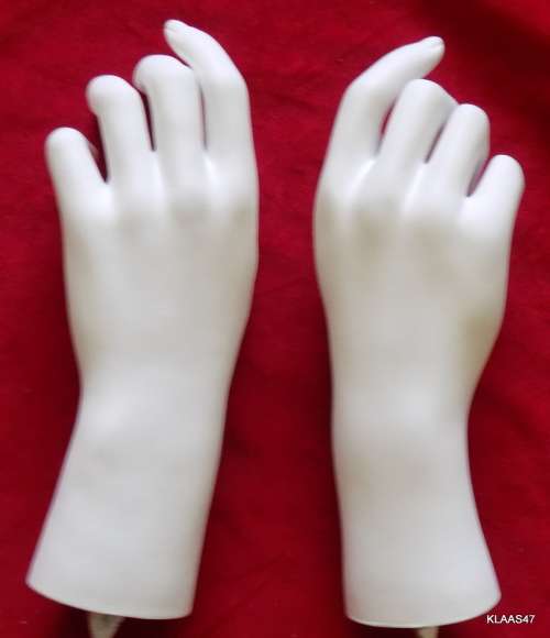 Mannequin Hands (Pair) Finger, Ring, Bracelet, Bangle, Jewellery Display 21.5cm High