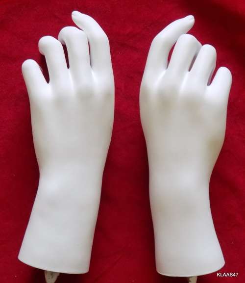 Mannequin Hands (Pair) Finger, Ring, Bracelet, Bangle, Jewellery Display 21.5cm High
