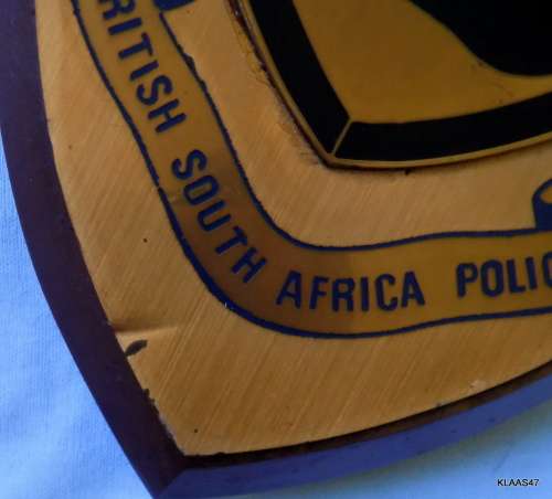 BRITISH SOUTH AFRICA POLICE WOODEN WALL PLAQUE
