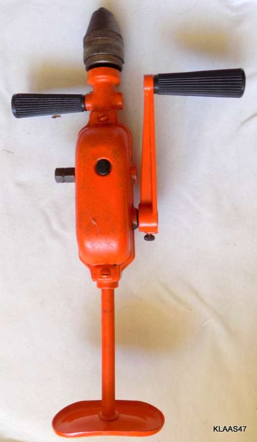 MANUAL SHOULDER HAND DRILL - 39cm Long