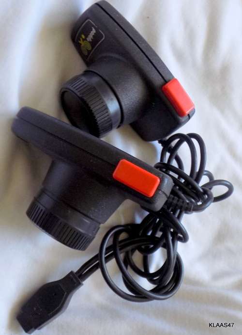 VINTAGE - ATARI - SET OF 2 PADDLES