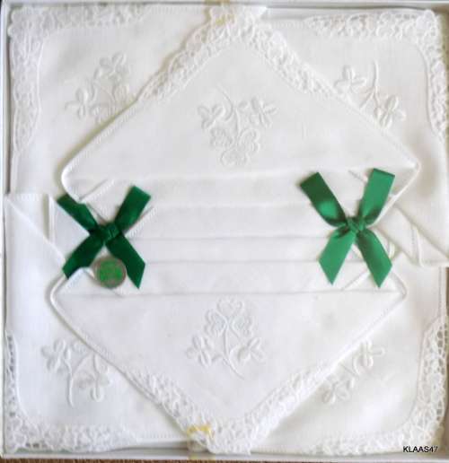 6 Irish Linen White Ladies Handkerchiefs (In original box)