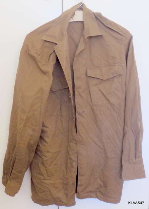 SADF - NUTRIA - MANSHEMDE - GROOT - 1977 - LONG SLEEVE SHIRT (ERASMUS NATAL ON LABEL)