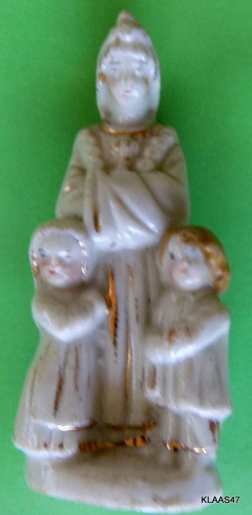 Small Vintage Ornament - No makers marks - 6.5cm High