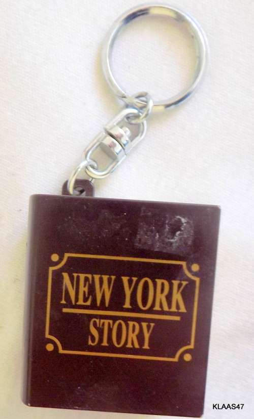 1995 New York Story Keychain by Takara Pop Up Collectible - Book