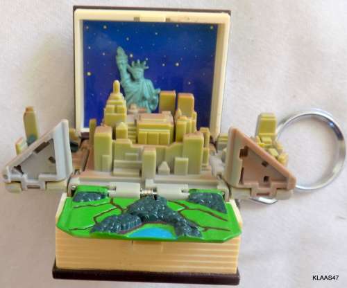 1995 New York Story Keychain by Takara Pop Up Collectible - Book