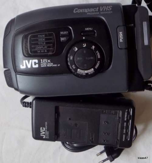 JVC 18x Hyper Zoom Quick Response AF - Videomovie Model No. GR-AX337E