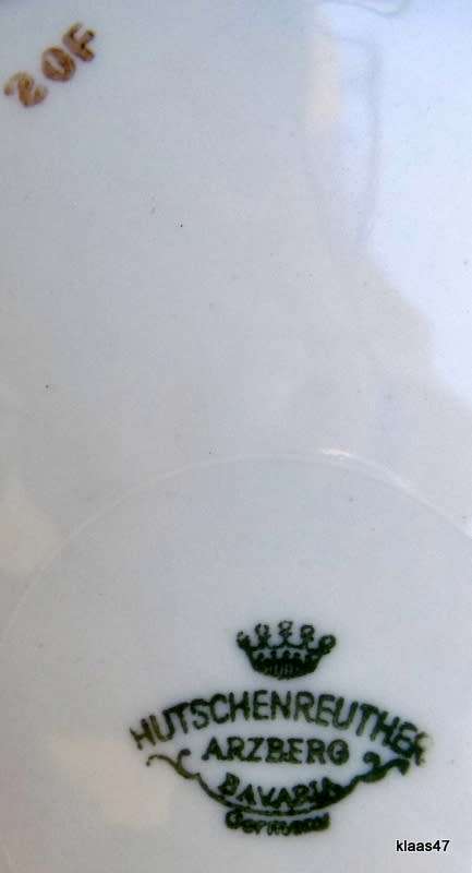 Hutschenreuther - Arzberg - White with Gold Trim Dinner plate - 24cm