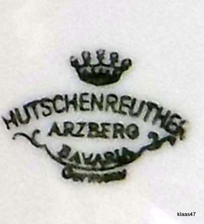 Hutschenreuther - Arzberg - White with Gold Trim Dinner plate - 24cm