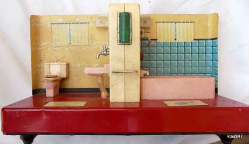 Vintage - Metal Dolls House Bathroom - Metal Base and Back - appliances are plastic