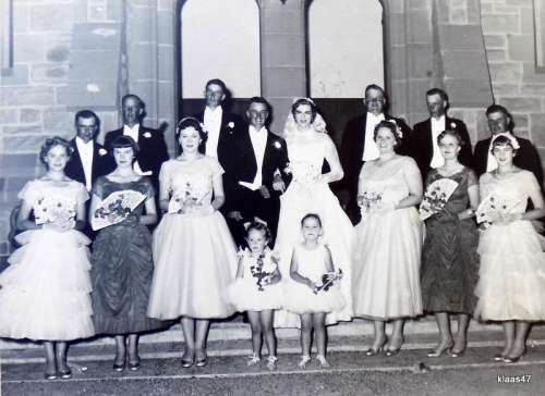 Professional Wedding Portrait - Black and White - 20x15cm (Mounting board 30.5x25cm damaged)