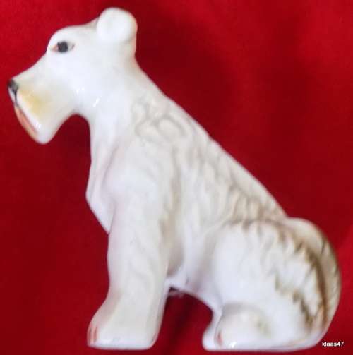 Ornament Figurine of Seated Wire Fox Terrier