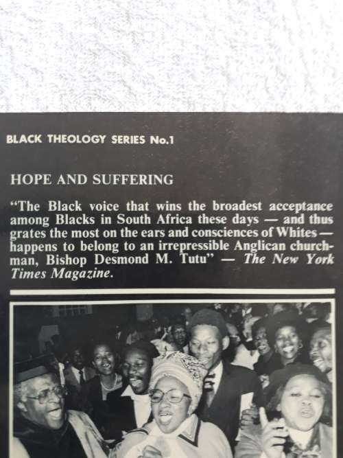 Hope and Suffering  (Sermons and Speeches) Desmond Mpilo Tutu (Paperback)