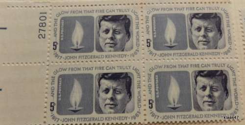 USA - 1964 - John F. Kennedy Memorial - Numbered Block of 4 unused hinged stamps