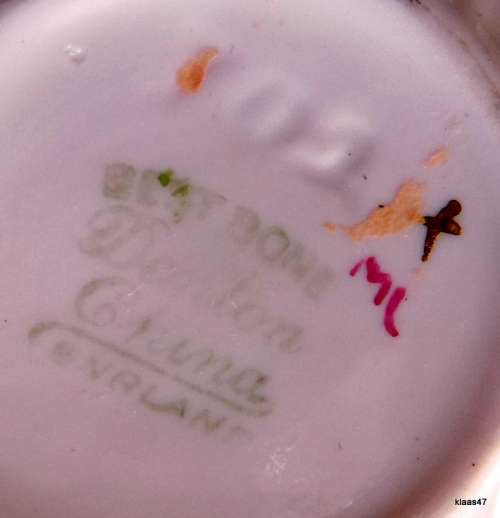 Vintage - Denton China - England - Flower Bouquet Candle Holder. 9cm diameter base.