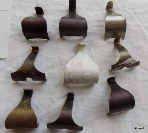 9 Pcs - Metal Picture Photo Frame Hanger - S Shape Rail Moulding Hanging Hooks