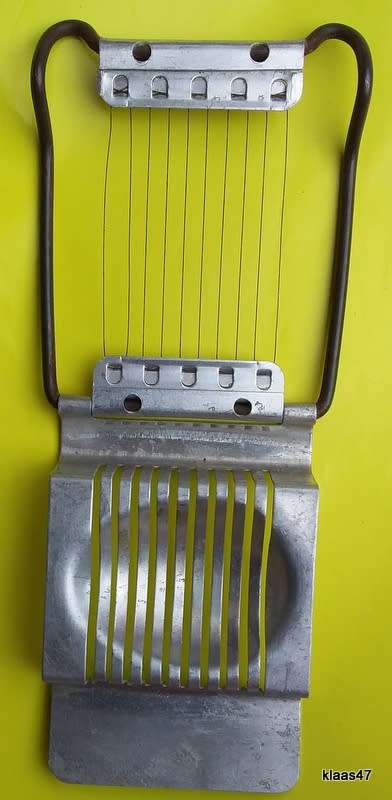 Vintage Aluminium Egg Slicer