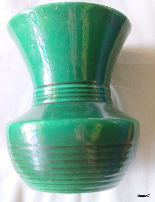 Lucia - Vase - Green - 5008 - 16cm High - 13cm Diameter