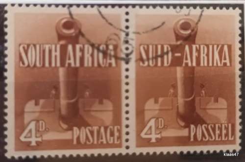 Union of South Africa - 1941-2 - War Effort (Large Format) - Pair of Used stamps