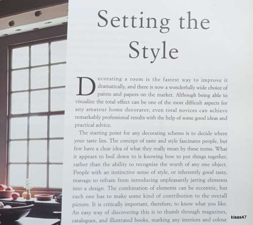 Laura Ashley - Decorating with Paint and Paper - Hardcover