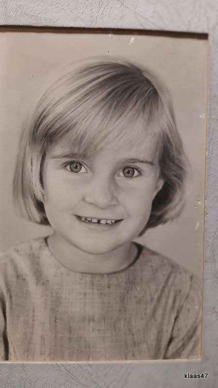 Vintage Black and White Photo in Cardboard frame 17.8x23cm