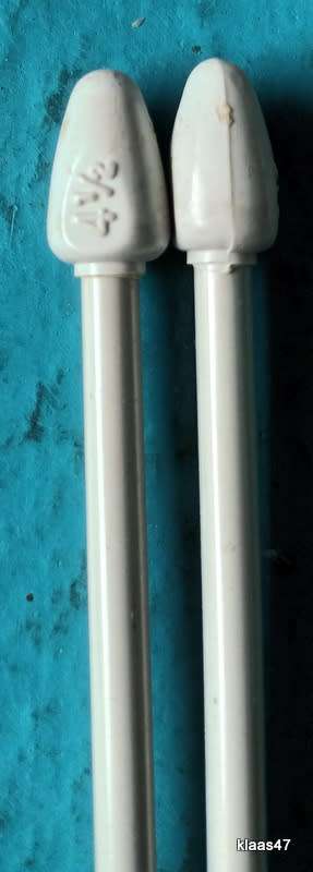 Long Knitting Needles Size 4 1/2