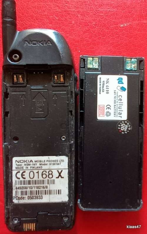 Vintage Nokia 6150 Sat - Black - Good for display or prop