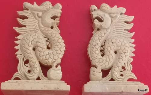 2 Carved Chinese Dragons - Base 30x54mm - 80mm High