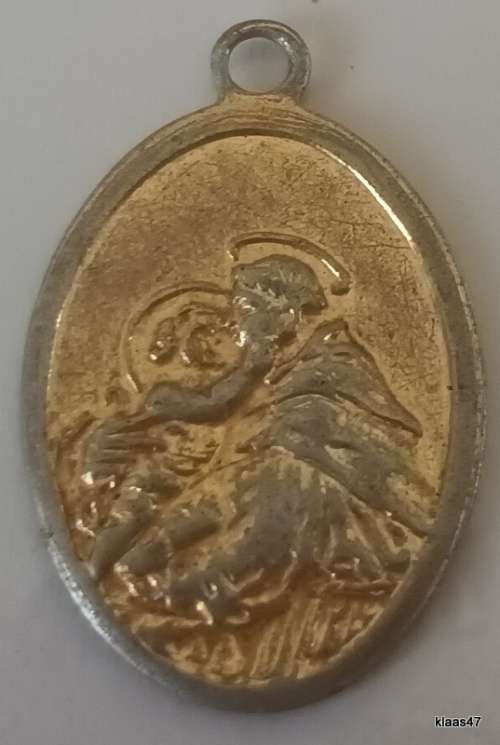 Saint Anthony of Padua - Oval Medal  Pray For Us on Reverse