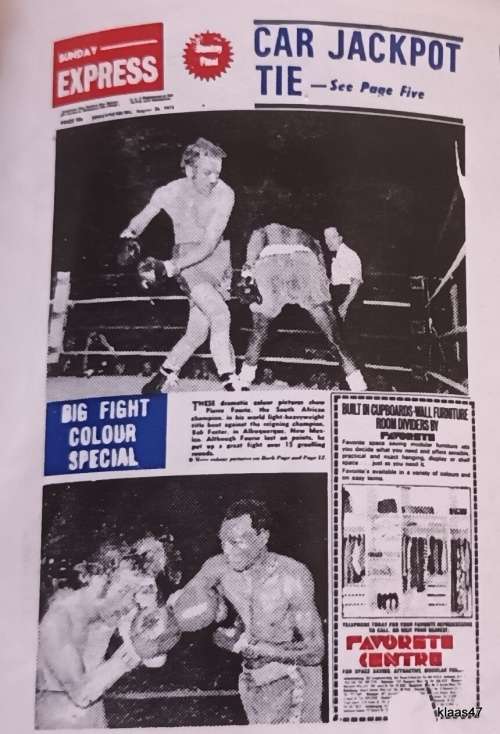 Crescent Ware Newspaper Tankard with 2 Boxing Headlines