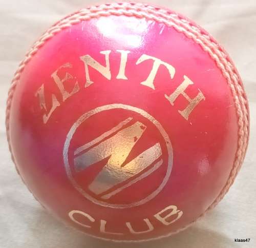 Cricket Ball - Zenith Club - 113g - Hand Sewn - Conforming to MCC Regulations (Preowned by not Used)