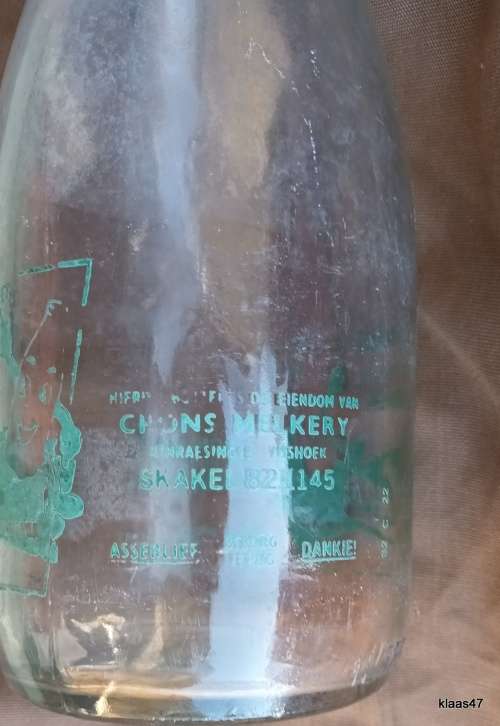 Vintage Cron`s Dairy (Fish Hoek) Milk bottle (1 Litre)