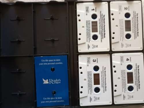 Reader`s Digest: The World`s Favorite Music  4 Music Cassettes