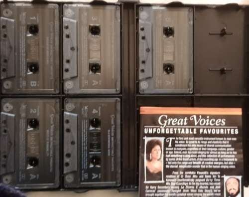 Reader`s Digest: Great Voices Unforgettable Favourites 5 Music Cassettes
