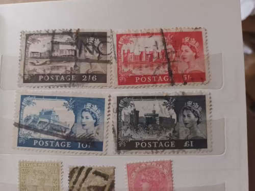 GB - Castles - High Values - 2/6 5/- 10/- GBP1 - 4 Used stamps