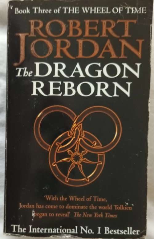 The Dragon Reborn - Robert Jordan - Paperback (Book 3 of The Wheel of Time)