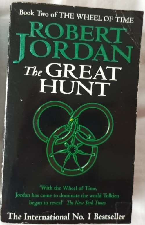 The Great Hunt - Robert Jordan - Paperback (Book 2 of The Wheel of Time)