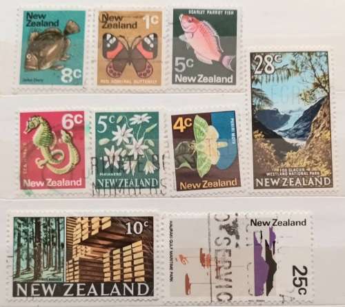 New Zealand - Mixed Lot of 9 Used stamps