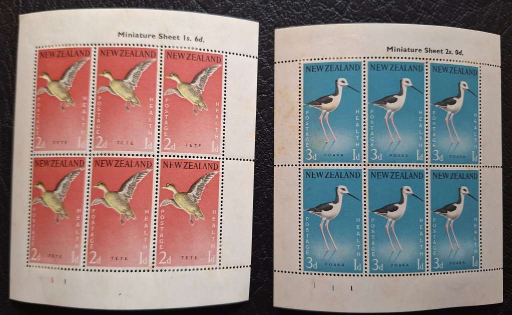 New Zealand 1959 Health Issue Birds Set of 2 Unused Hinged Miniature Sheets