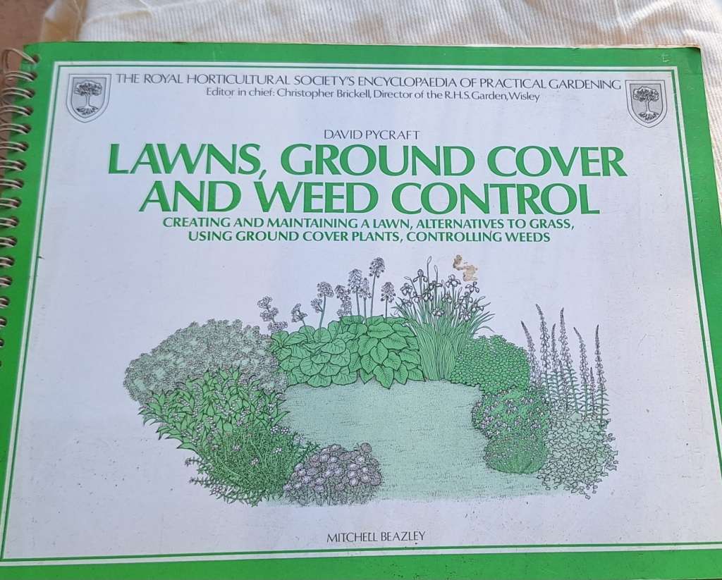 Lawns, Ground Cover and Weed Control by David Pycraft Paperback