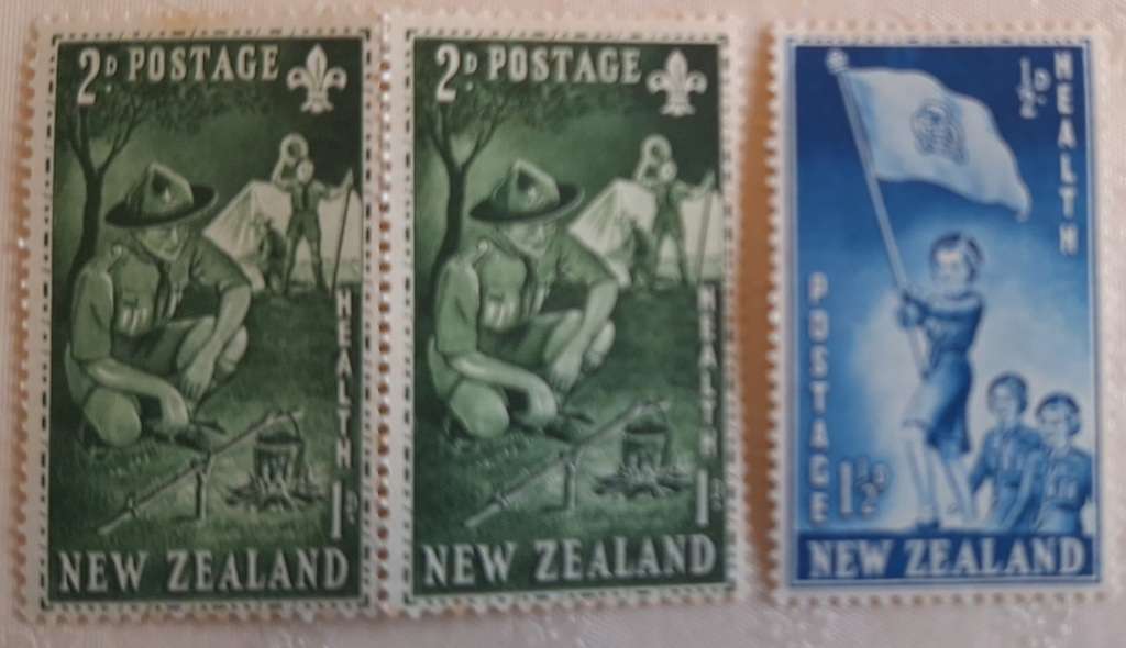 New Zealand 1953 Health Issue Girl Guides/Boy Scouts Set of 2 Unused Hinged stamps