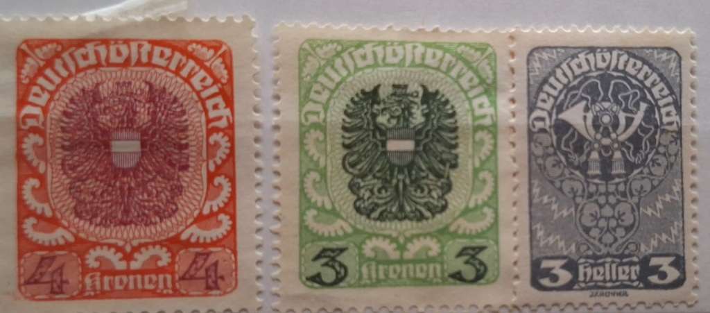Austria 1919/1920 Definitive 3 Unused Hinged stamps