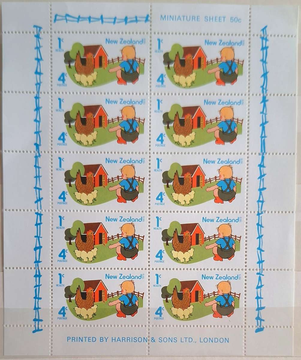 New Zealand 1975 Health Issue 1 Unused Hinged Miniature Sheet