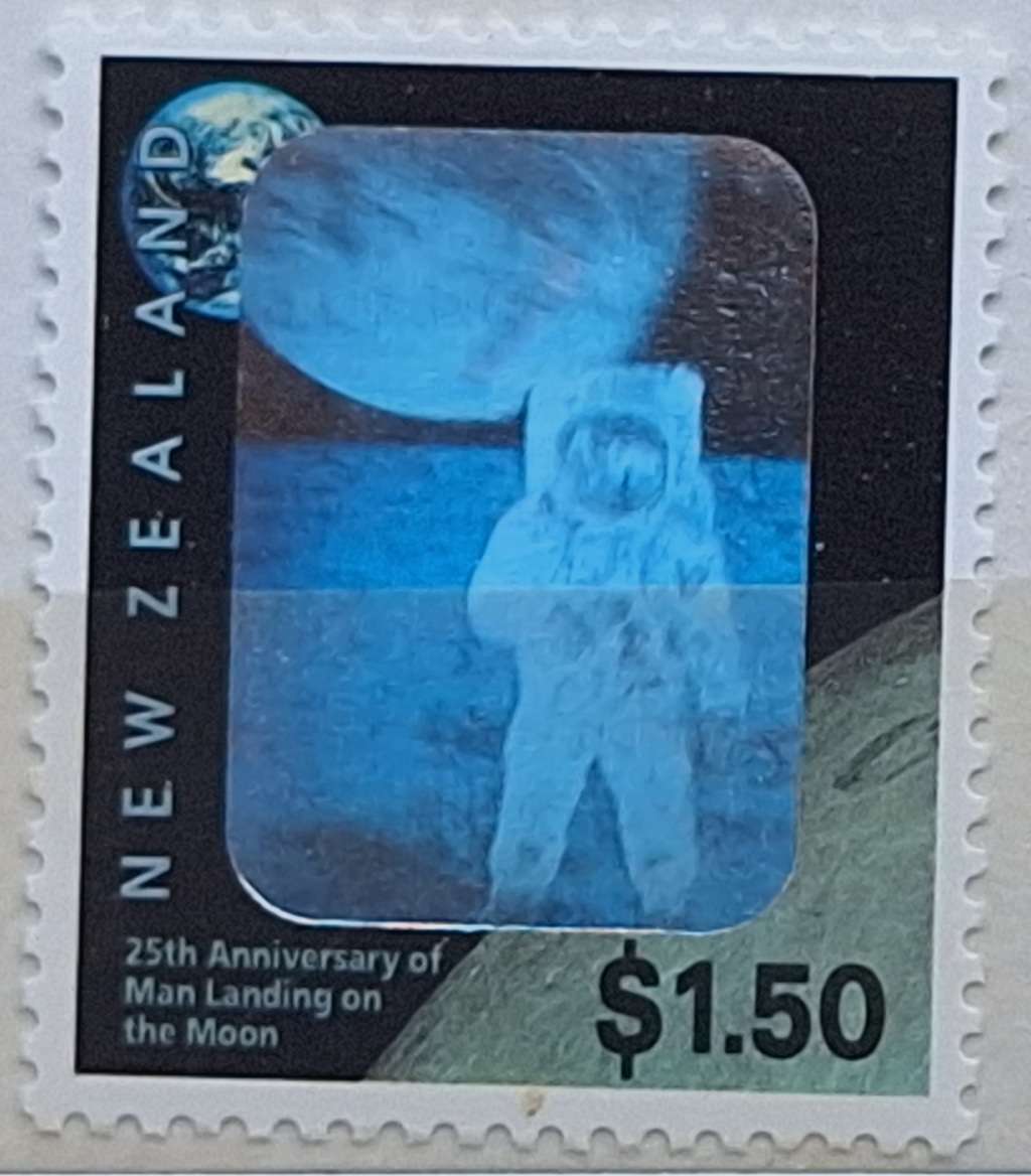 New Zealand 1994 Moon Landing 1 Mint stamp