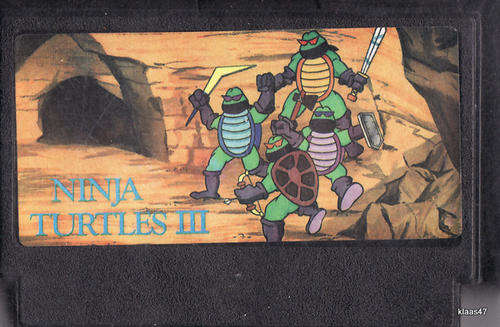 GAME CARTRIDGE : NINJA TURTLES III : cover is blue not black