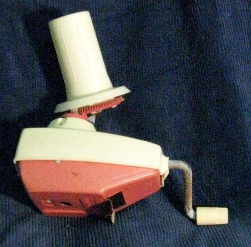 JANOME : ROYAL YARN  WINDER : **NO CLAMP**