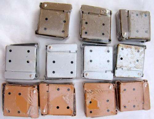 11 PAIRS FITTINGS FOR BLINDS : 5.5cm SQUARE : (FOR HOLDING BLIND AGAINST WALL)