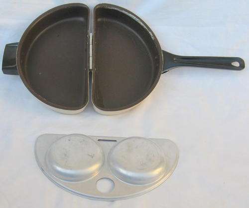 EGG POACHER/OMELETTE MAKER : NON-STICK : MIRRO CORP - MADE IN U.S.A. : SOME WEAR ROUND EDGES OF PAN