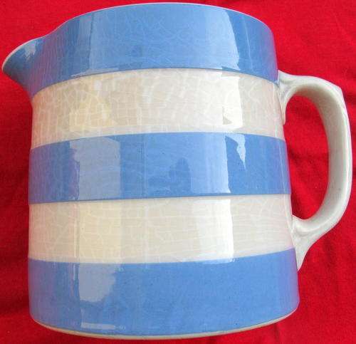 CORNISH KITCHEN WARE : T.G.GREEN & CO. LTD : JUG - 11cm HIGH 10cm DIAMETER : **NOTE CHIP**