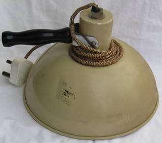 PIFCO : INFRA-RED AND RADIANT HEAT : BRITISH MADE : HAND HELD : 230/250 VOLTS 450 WATTS